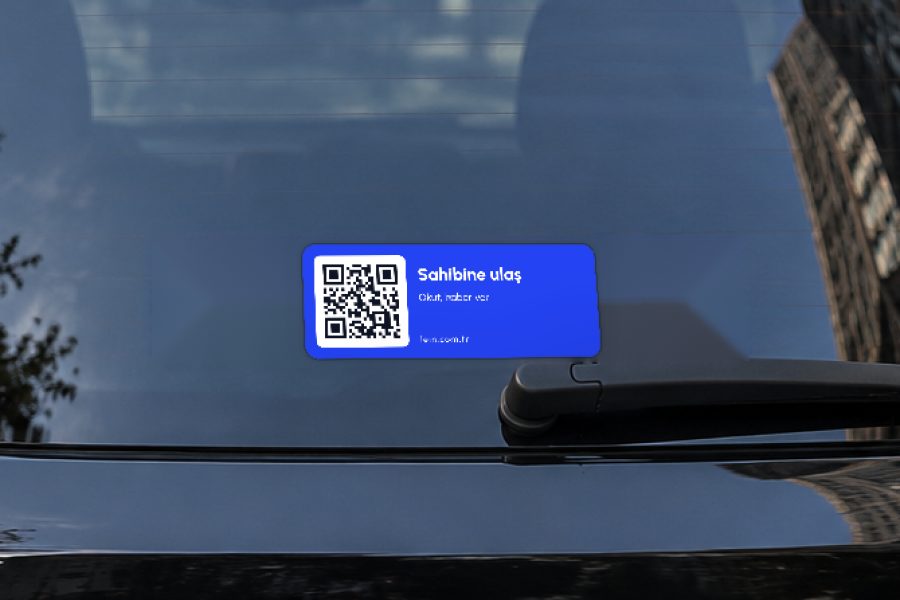 Mini şerit araç QR sticker – Yakından
